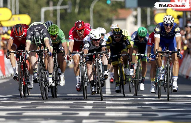 Nueva regla introducida para mejorar la seguridad en el sprint del Tour de Francia