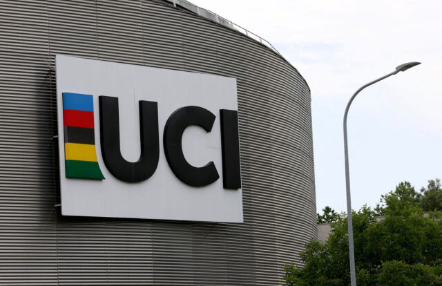 La UCI Anuncia El Listado De Equipos WorldTour Y ProTeam Para 2024 ...